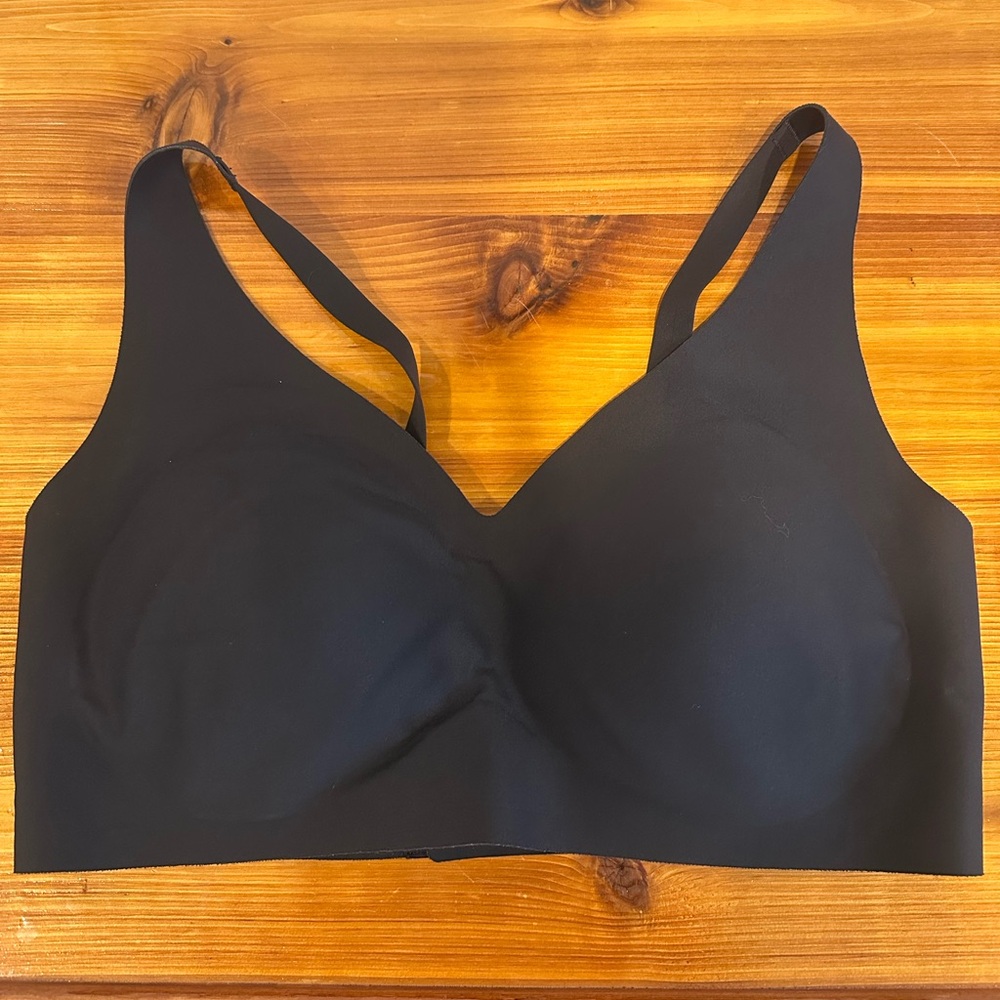 Chantelle Softstretch Power V Neck Wireless Support Bra